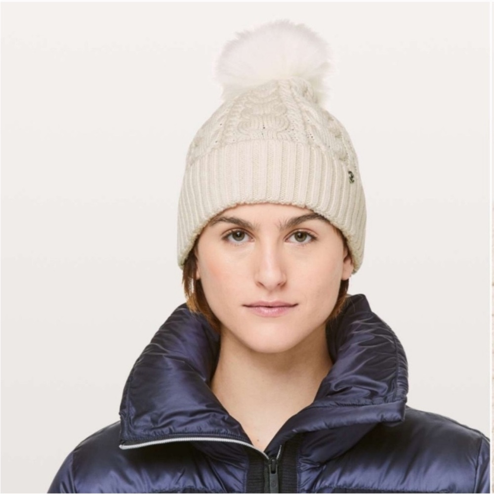 Lululemon Athletica Cream Knit Pom-Pom Beanie